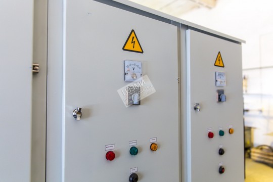 АВР SE с логическим реле Zelio Logic